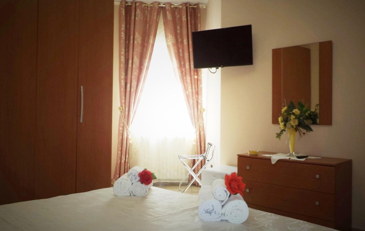 Il Girasole Bed & Breakfast Vibo Valentia Exterior photo